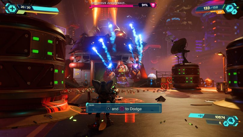 Screenshot that shows Ratchet fighting a Nefarious Juggernaut mini boss that is shooting several blue rockets at Ratchet.